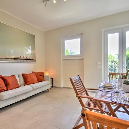 Casa Riva - Few Minutes From Beaches 라팔로 외부 사진