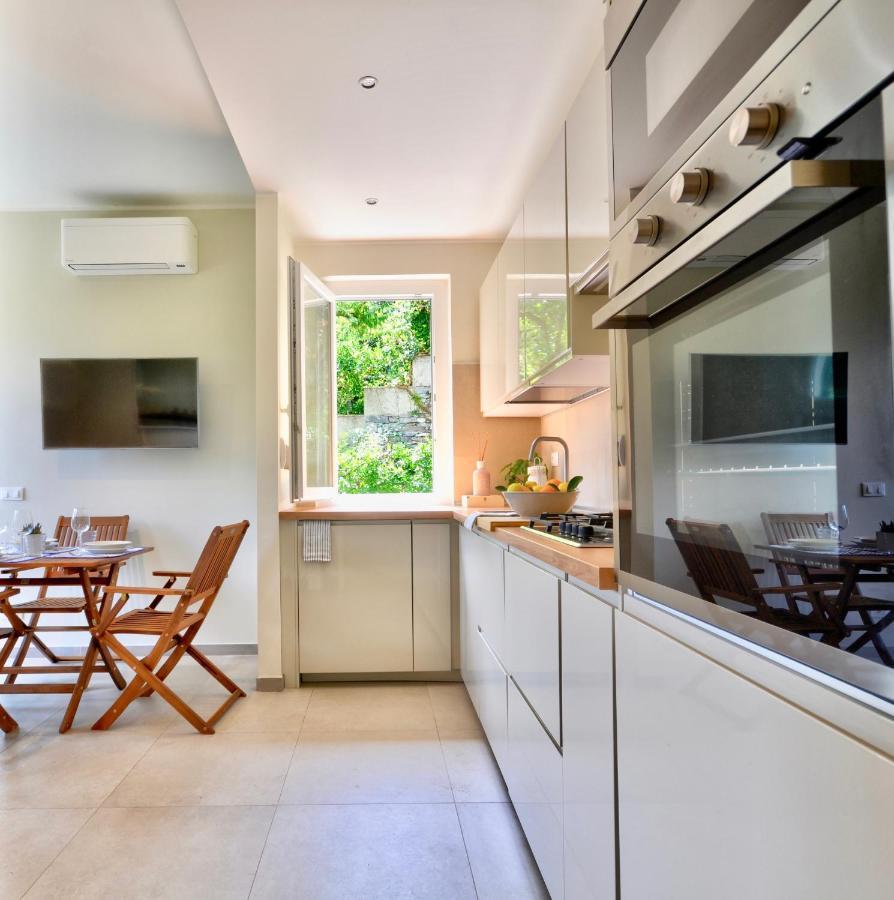 Casa Riva - Few Minutes From Beaches 라팔로 외부 사진