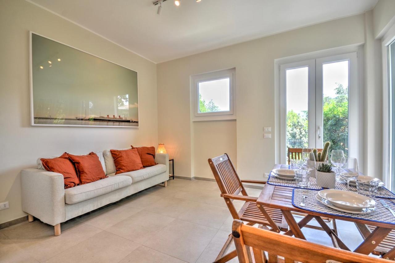 Casa Riva - Few Minutes From Beaches 라팔로 외부 사진