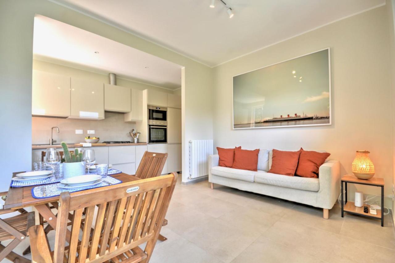 Casa Riva - Few Minutes From Beaches 라팔로 외부 사진